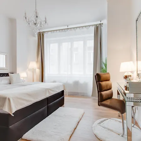 Wenceslas Square Royal Two Bedroom Apartment *