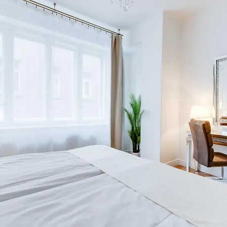 Wenceslas Square Royal Two Bedroom Praga