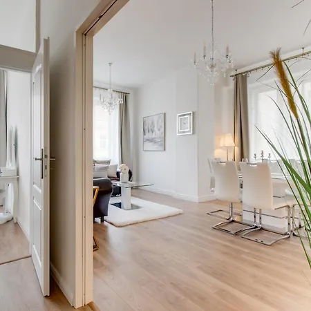 Wenceslas Square Royal Two Bedroom Apartamento